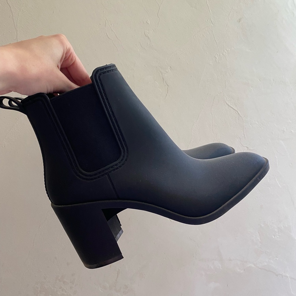 Jeffrey Campbell Black Chelsea Block Heel Fashion Water proof Booties